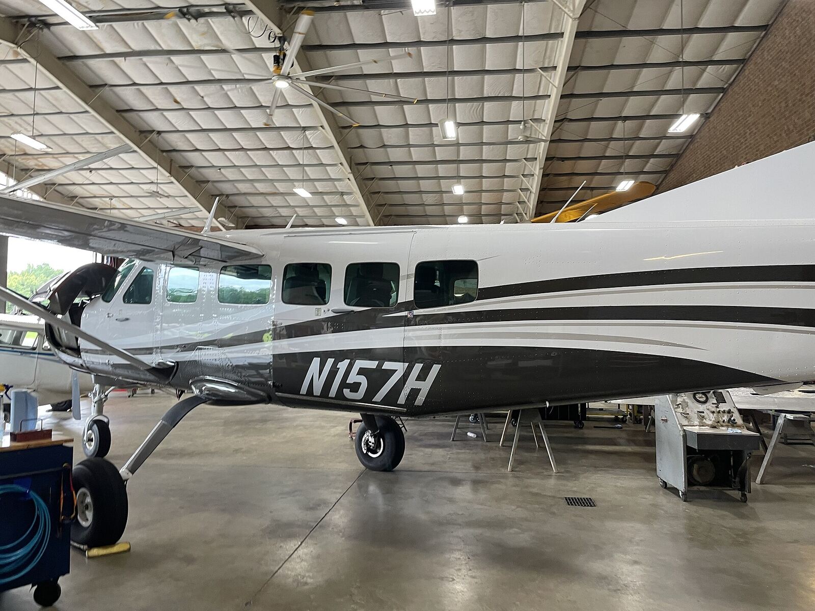 Small aircraft used for scenic or charter travel