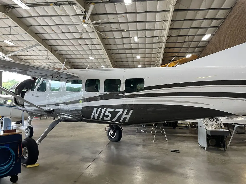Small aircraft used for scenic or charter travel